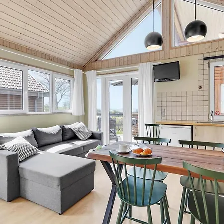 Pet Friendly In With Wifi Tranekaer